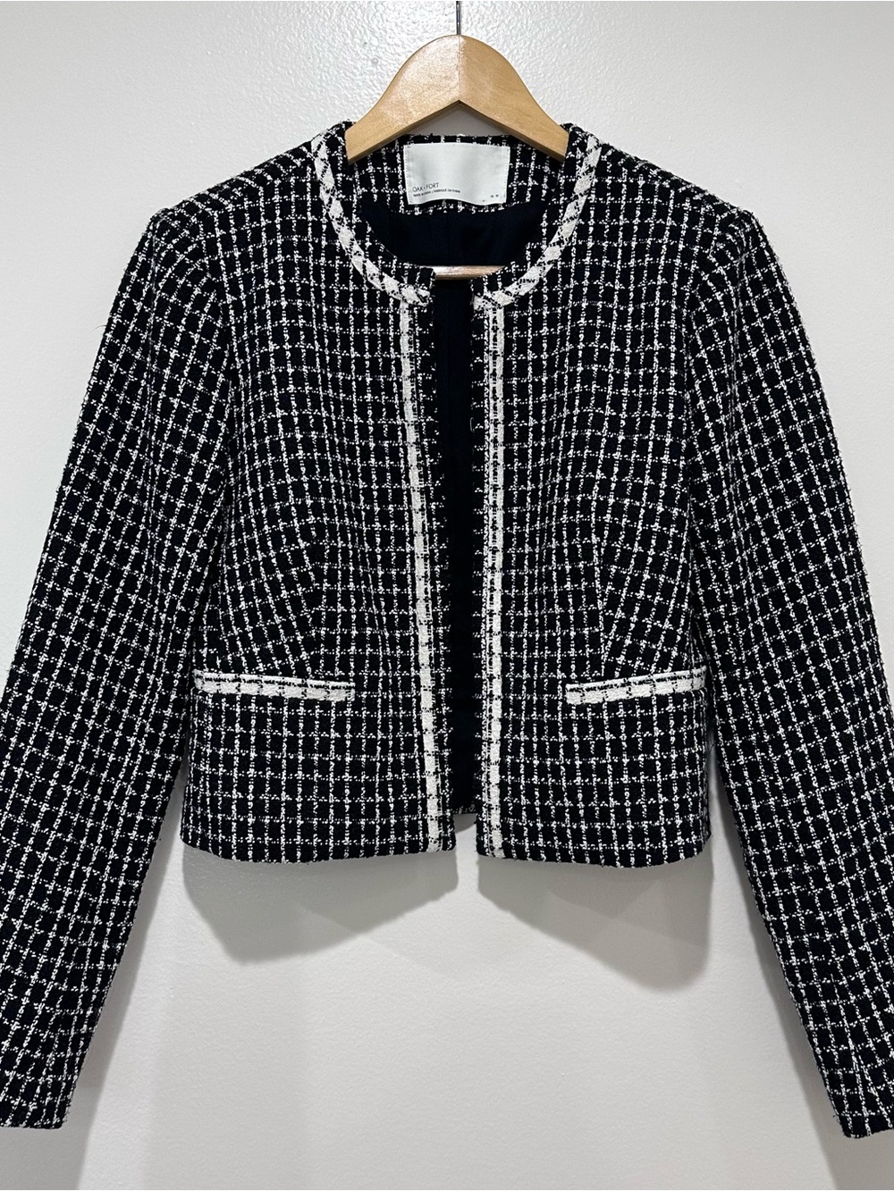 Black & White Tweed Cropped Jacket - Women's